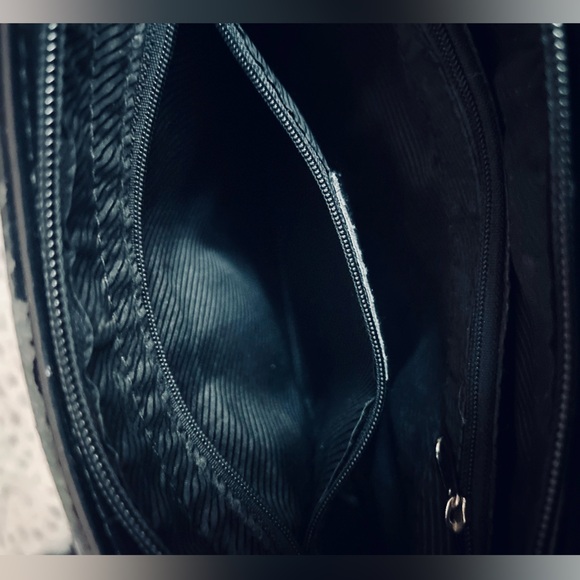 Vintage Gucci Black Leather Shoulder Bag – Made in Italy - Picture 10 of 12